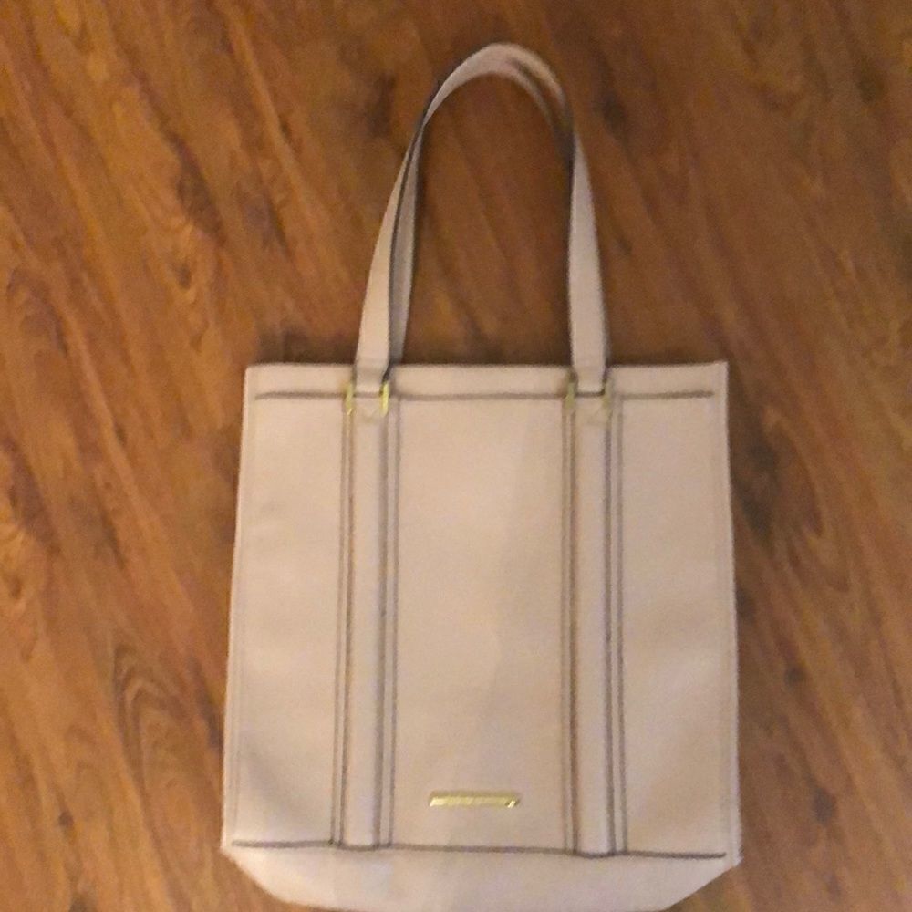 Steve Madden Blush multi pocket tote bag.